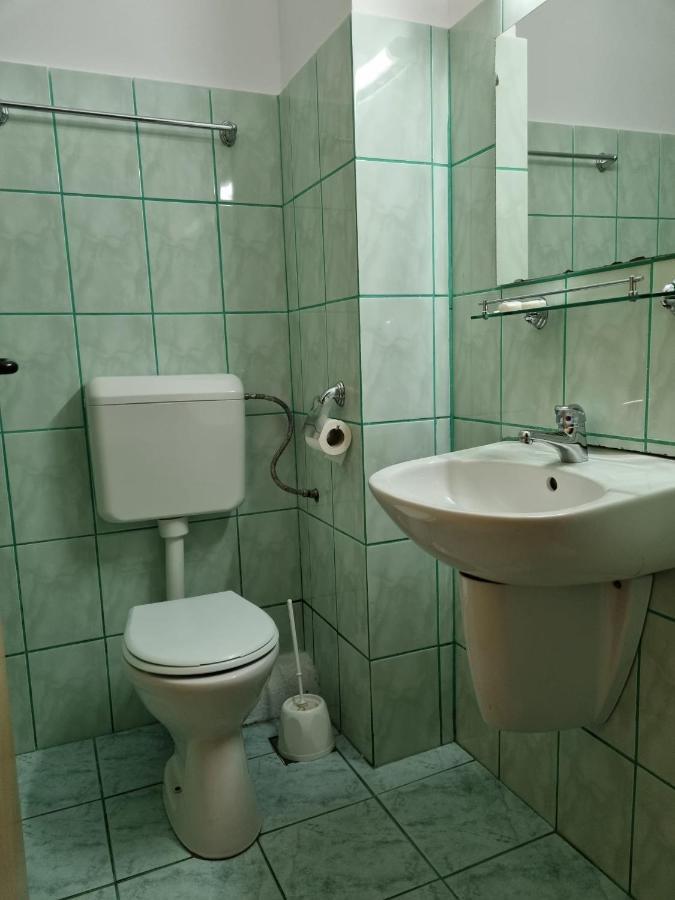 Randunica Ξενοδοχείο Văliug Εξωτερικό φωτογραφία