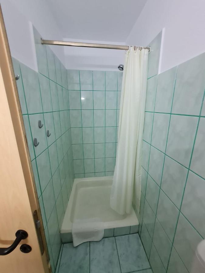 Randunica Ξενοδοχείο Văliug Εξωτερικό φωτογραφία